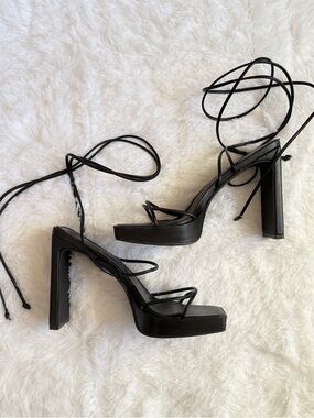 So Me Rectangular Strappy Heels